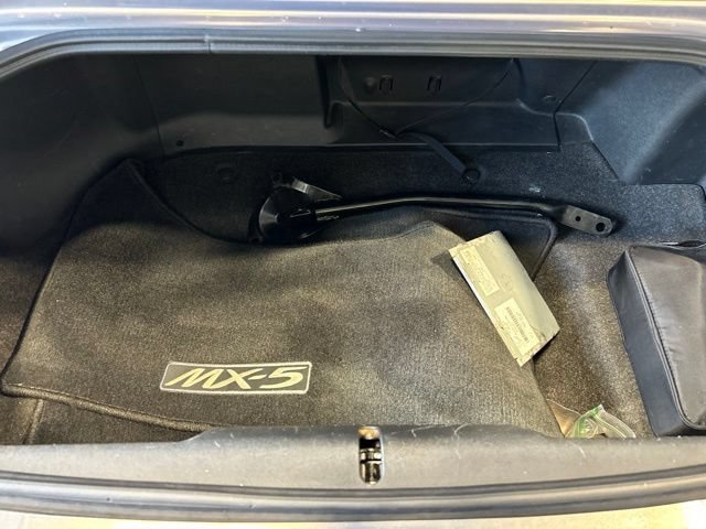 Used 2008 MAZDA MX-5 Miata Grand Touring RWD image 14