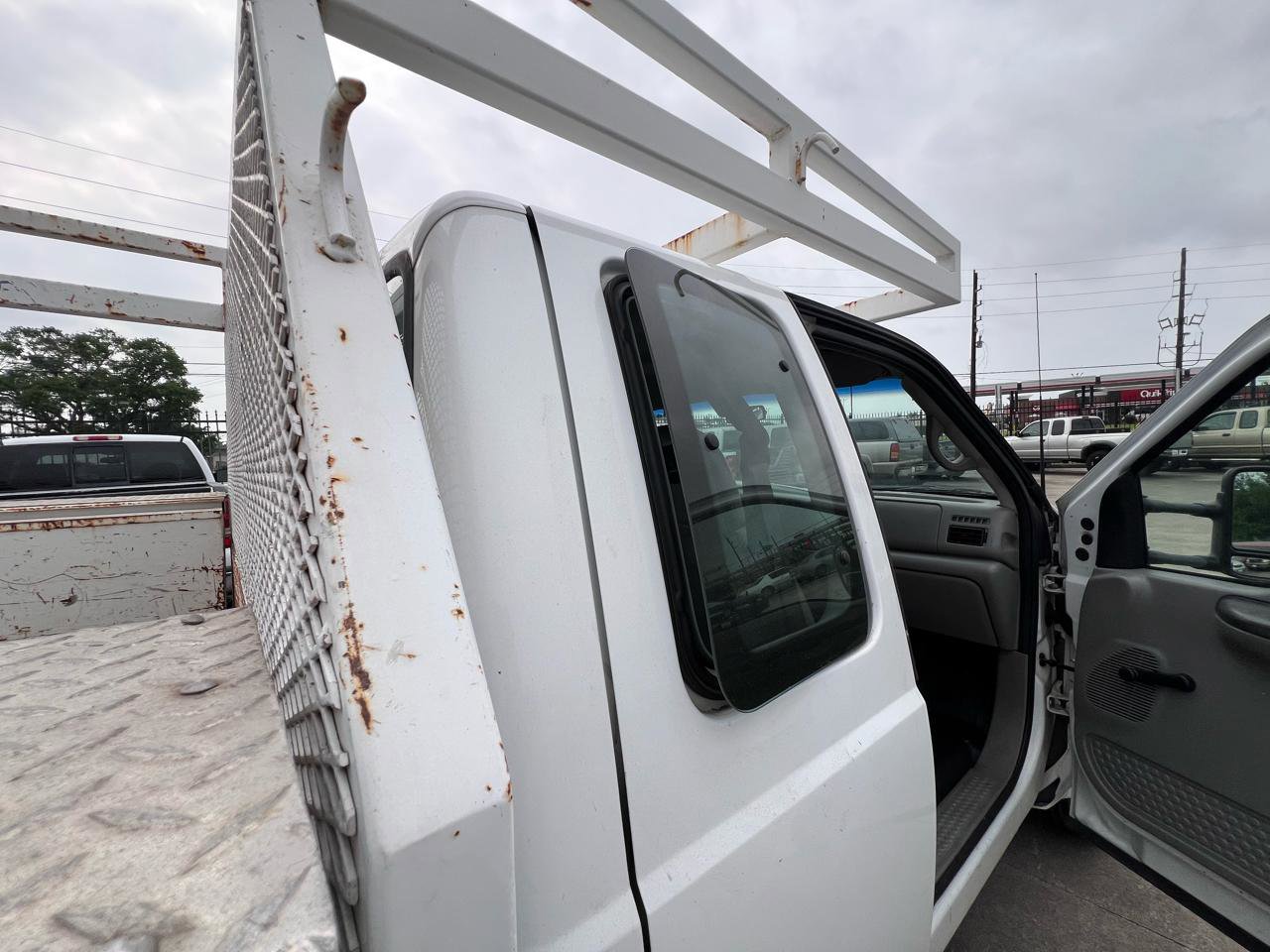 Used 2001 Ford F350 XL image 76