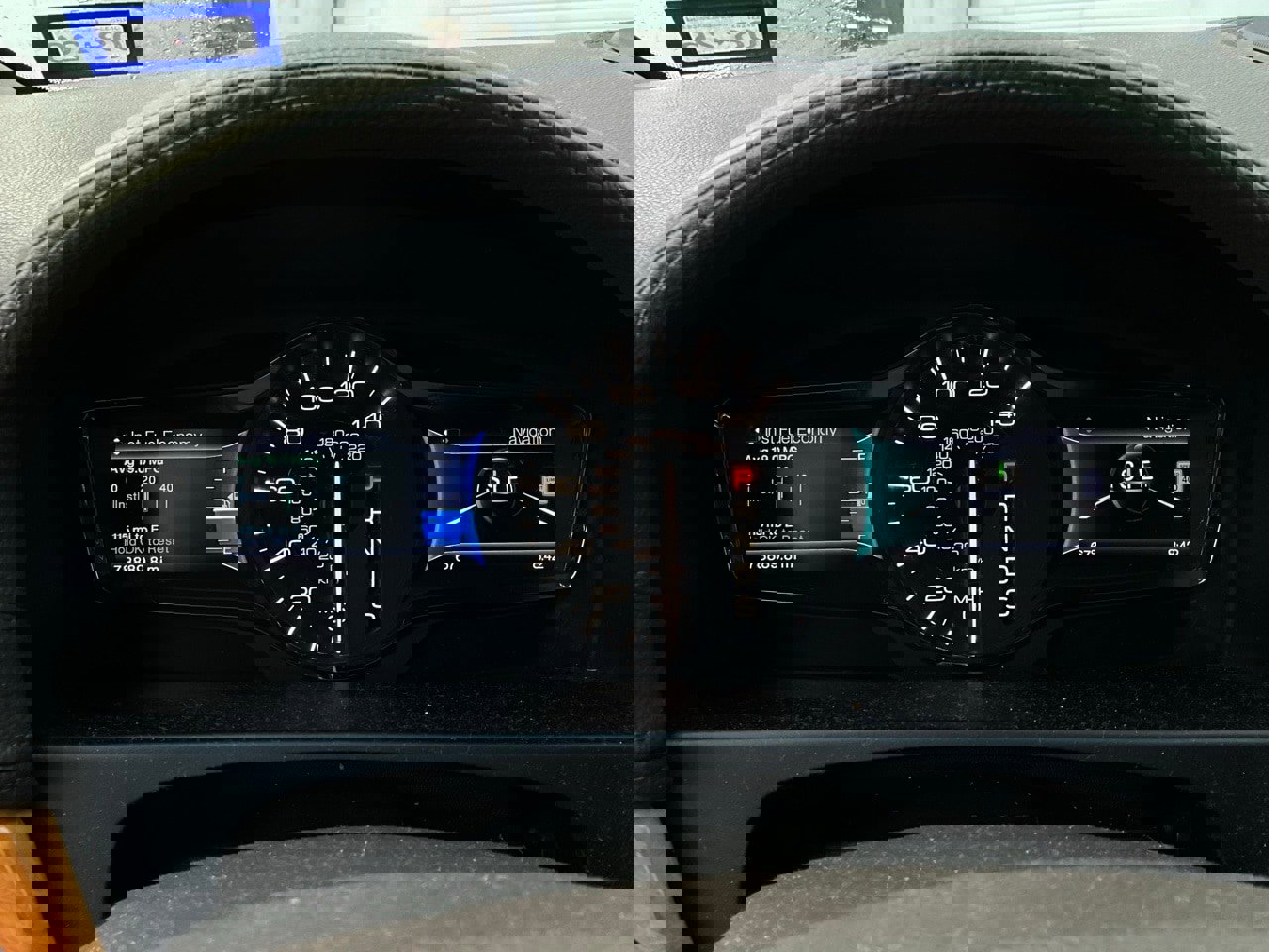 Used 2014 Lincoln MKX FWD w/ Equipment Group 102A image 41