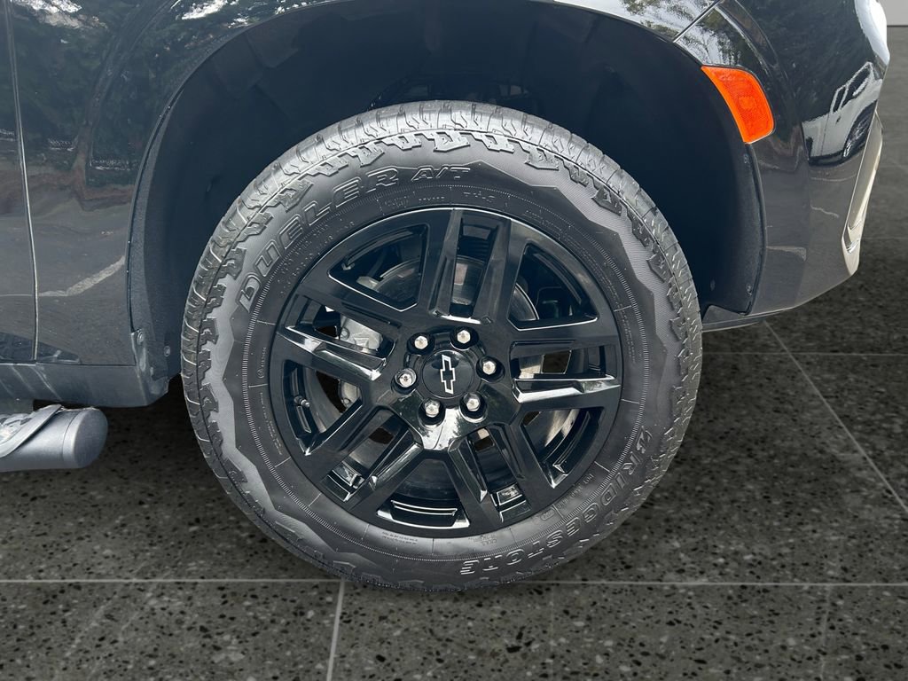 Used 2024 Chevrolet Tahoe Z71 w/ Off-Road Capability Package AWD/4WD image 9