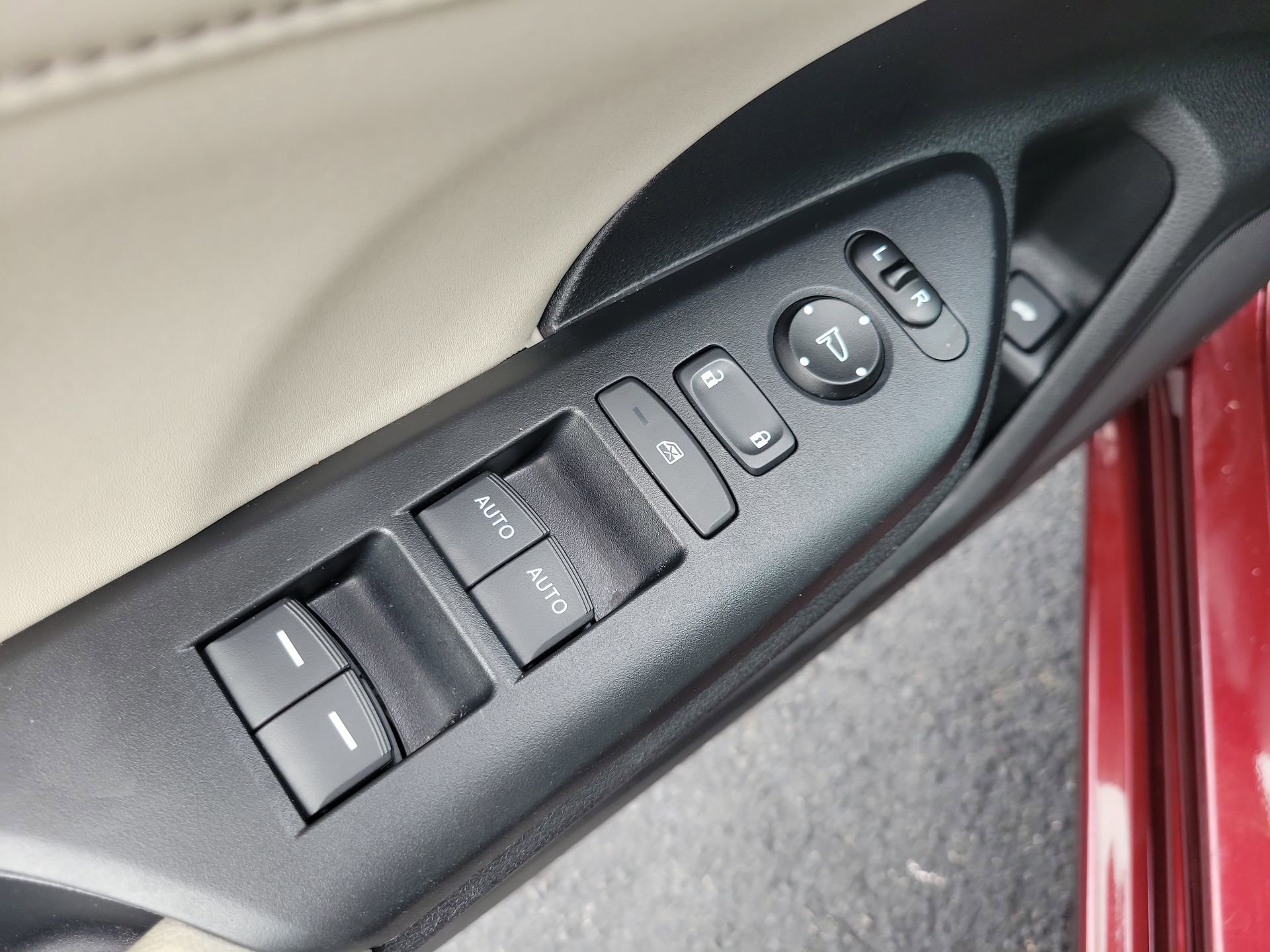 Used 2020 Honda Insight Touring image 18