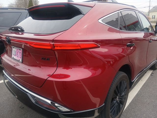 Used 2023 Toyota Venza Nightshade image 2