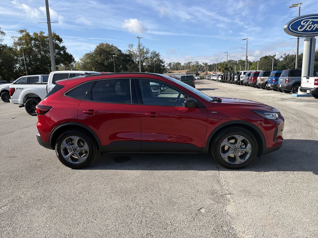 New 2026 Ford Escape ST-Line w/ Tech Pack #1 FWD image 3