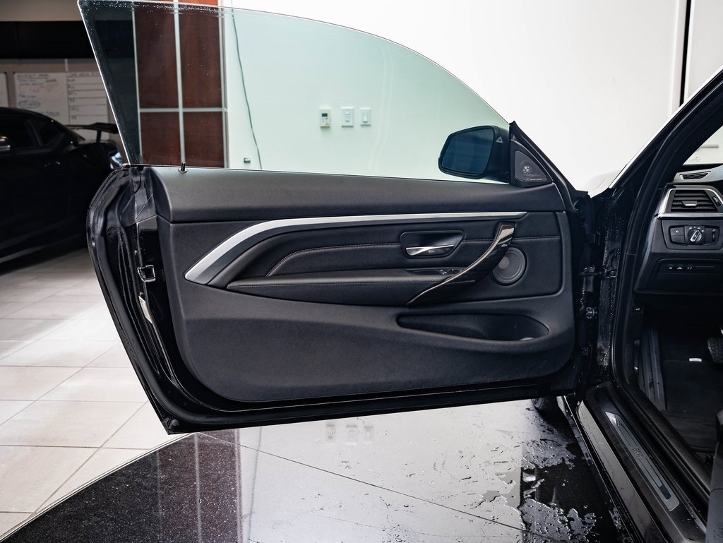 Used 2020 BMW 440i Coupe w/ Executive Package image 23