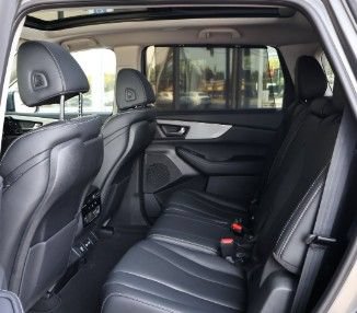 Used 2023 Acura MDX w/ Technology Package FWD image 9