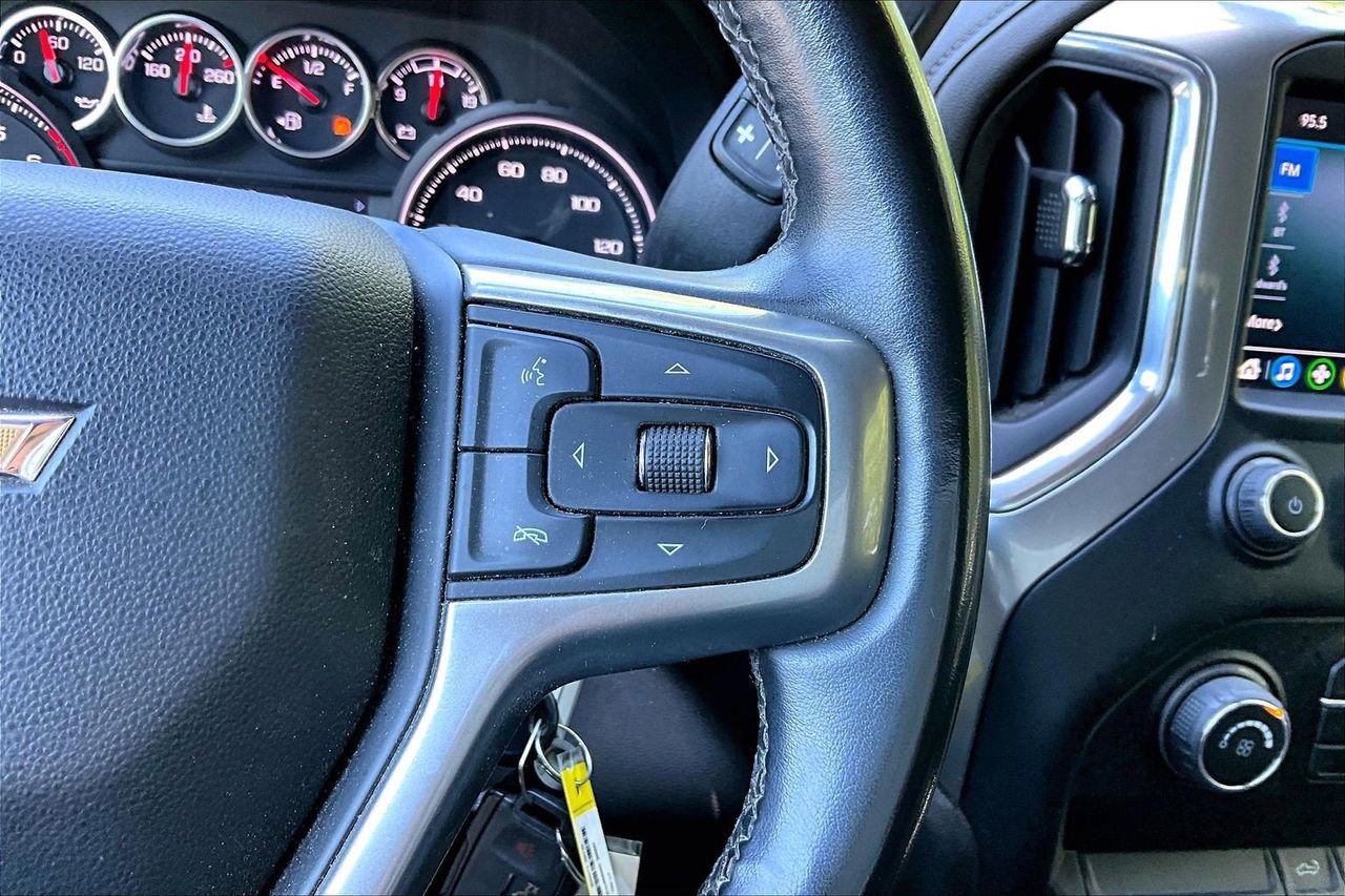 Used 2023 Chevrolet Silverado 2500 LT AWD/4WD image 27