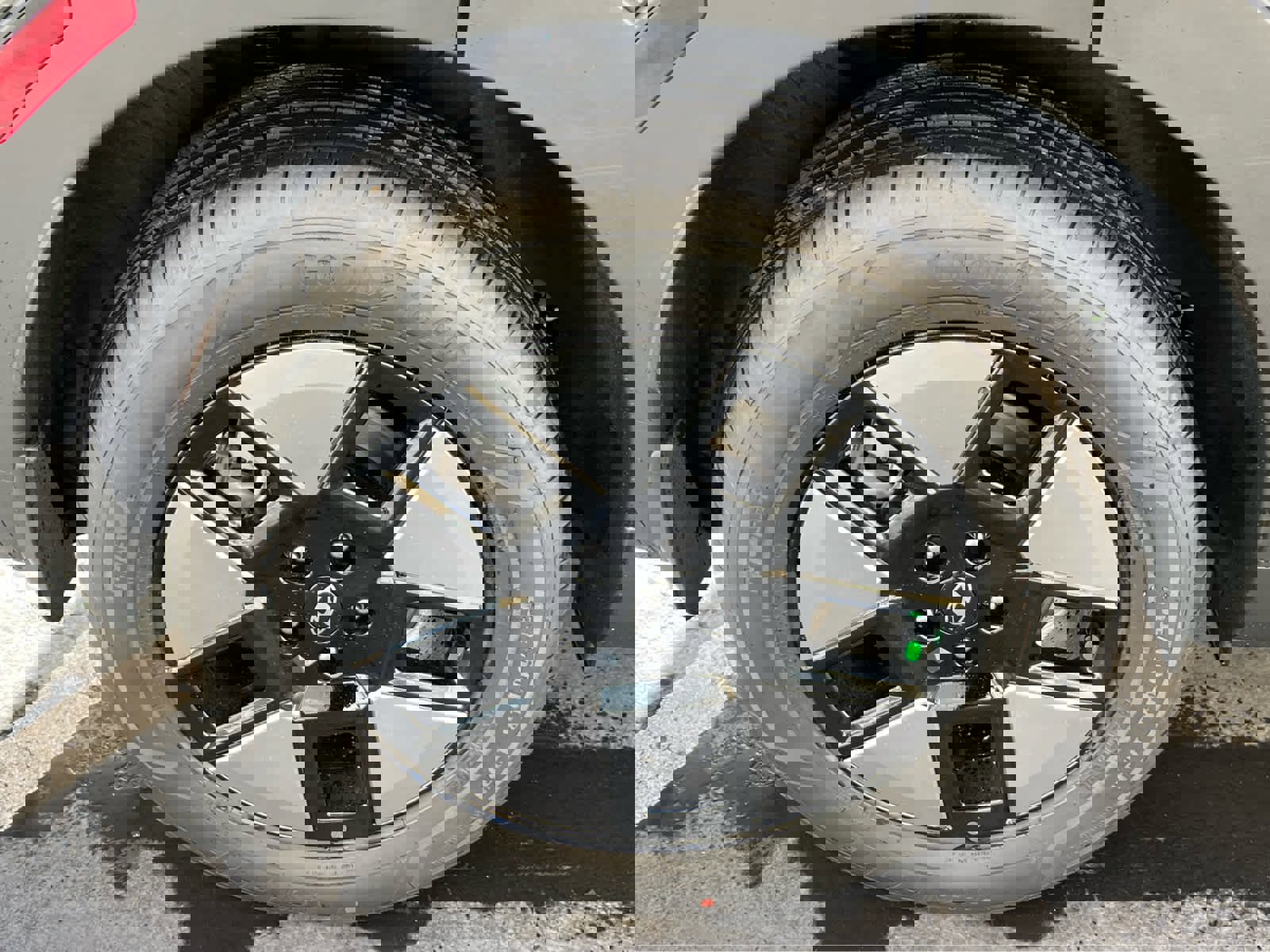 New 2026 Hyundai Santa Fe SE image 15