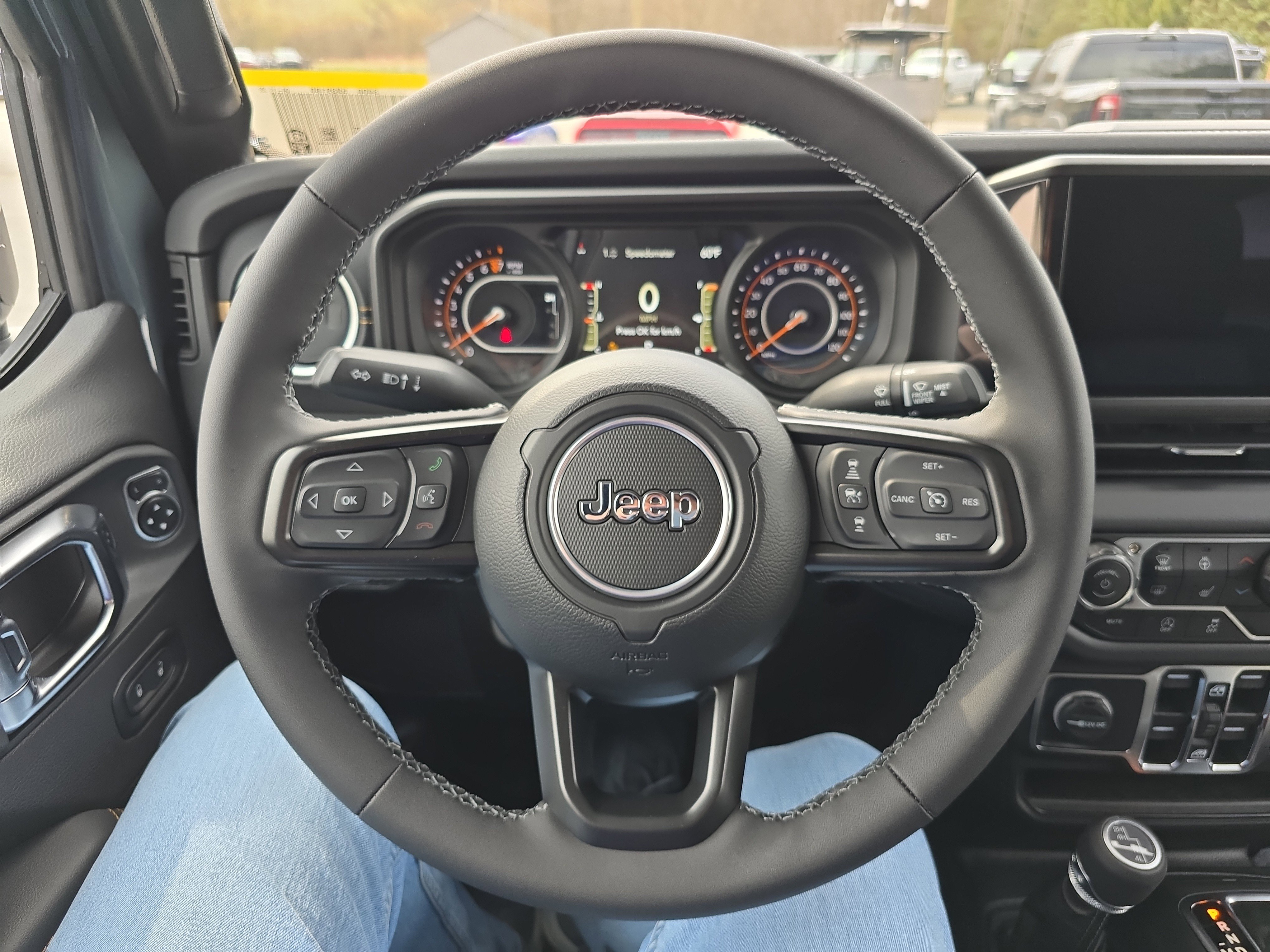 New 2025 Jeep Gladiator Sport w/ Premium Package image 19