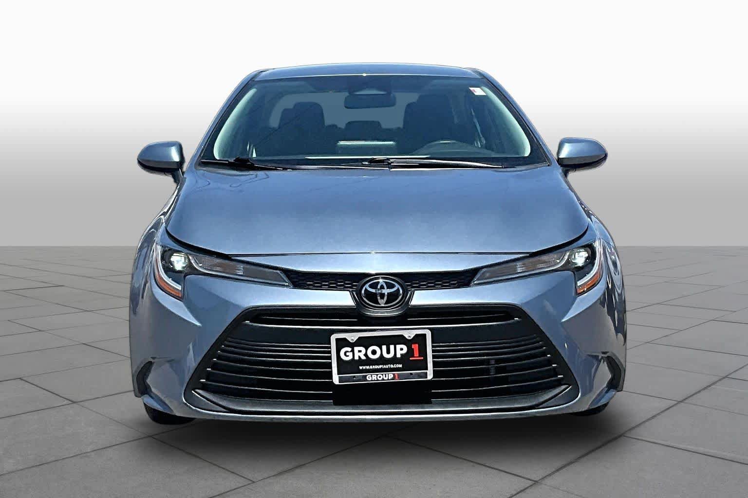 Used 2024 Toyota Corolla LE FWD image 4