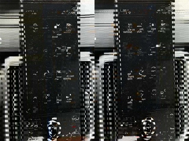 New 2025 GMC Acadia Elevation w/ Elevation Premium Package image 12