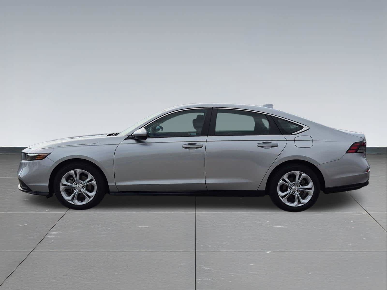Used 2024 Honda Accord LX image 3