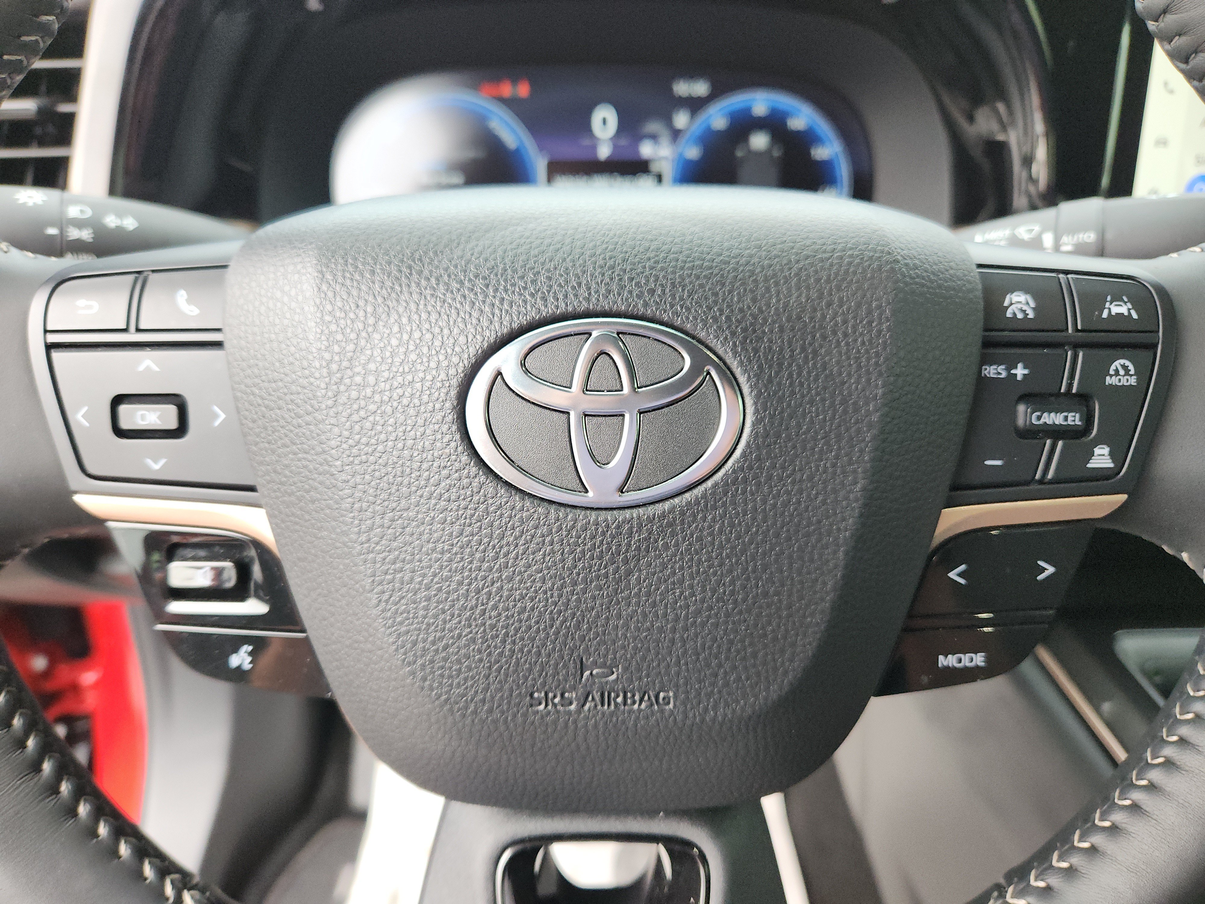 Used 2024 Toyota Crown AWD/4WD image 35