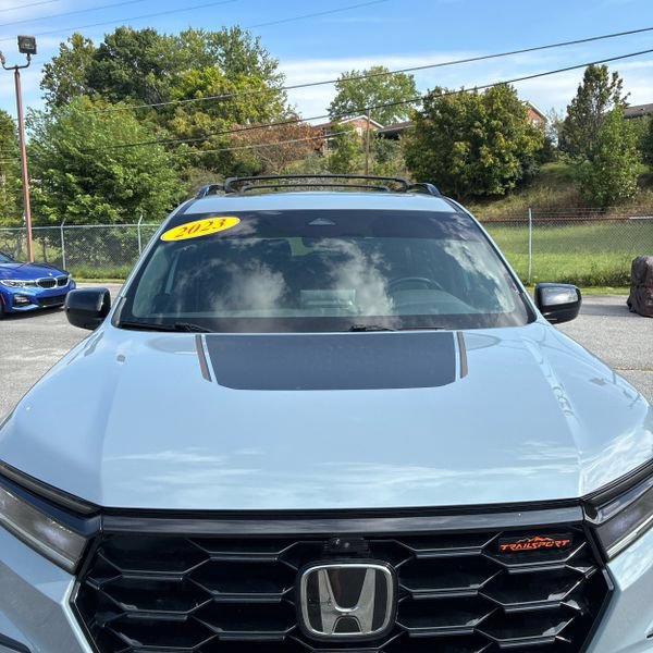 Used 2023 Honda Pilot TrailSport image 36