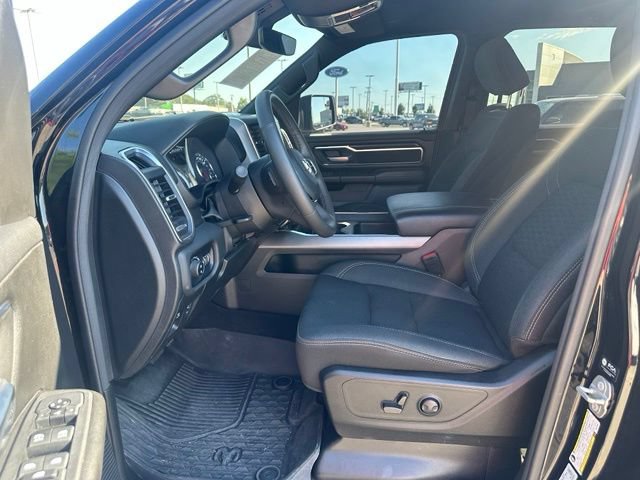 Used 2025 RAM 1500 Big Horn AWD/4WD image 5