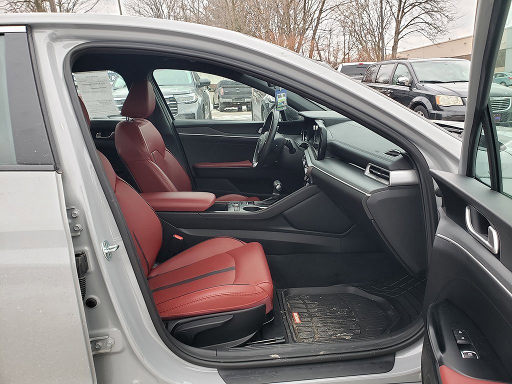 Used 2023 Kia K5 GT-Line w/ GT-Line Premium Package image 9