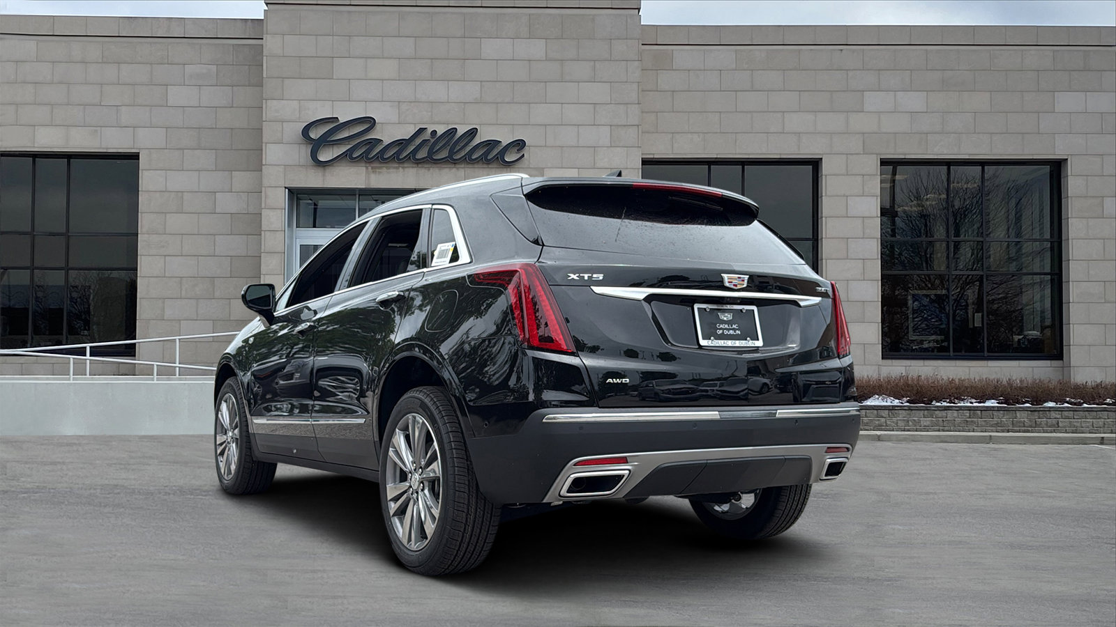 New 2026 Cadillac XT5 Premium Luxury w/ LPO, Floor Liner Package AWD/4WD image 4
