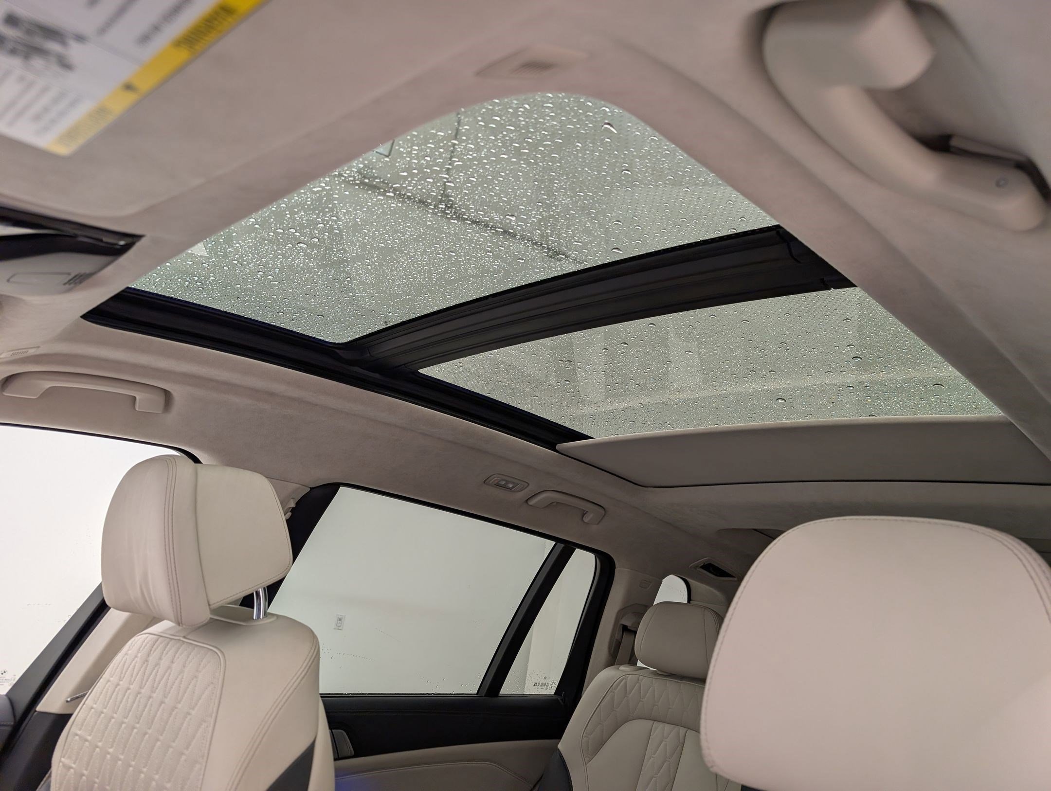 Used 2023 BMW X7 M60i w/ Executive Package image 16