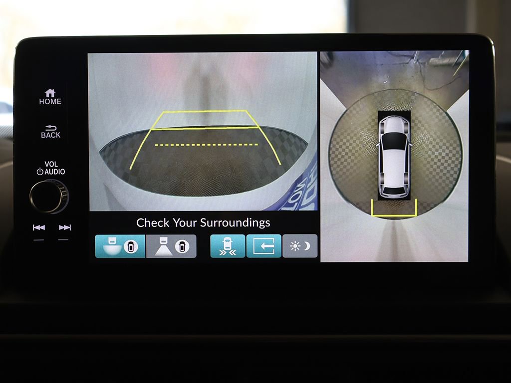 Used 2023 Honda Pilot Elite image 50