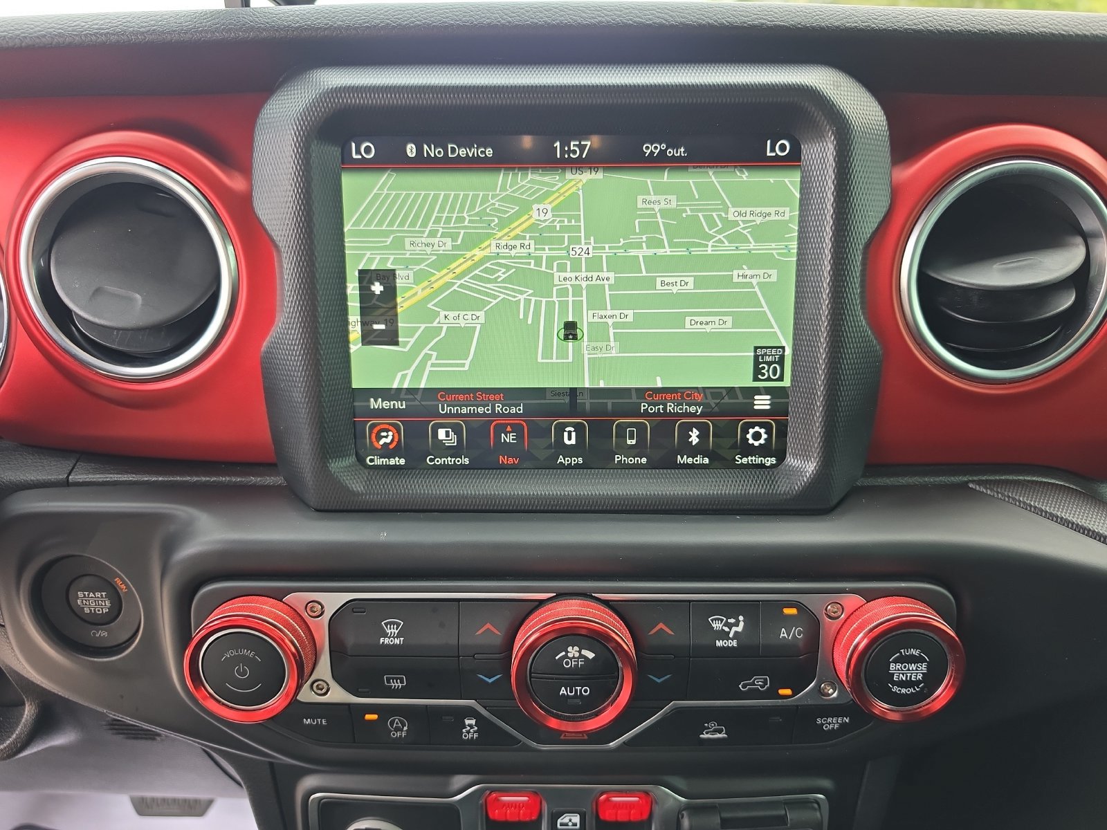 Used 2022 Jeep Gladiator Rubicon w/ Trailer Tow Package AWD/4WD image 17