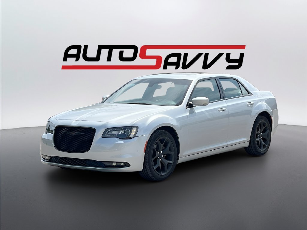 Used 2023 Chrysler 300 S RWD image 3