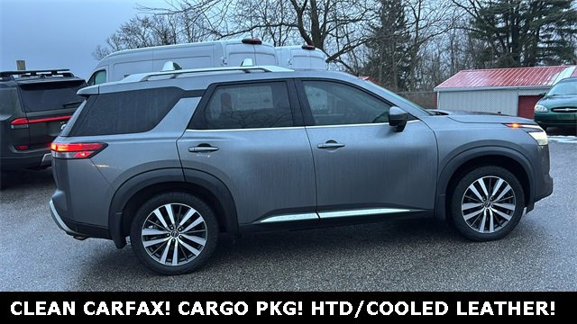 Used 2022 Nissan Pathfinder Platinum w/ Cargo Package image 28