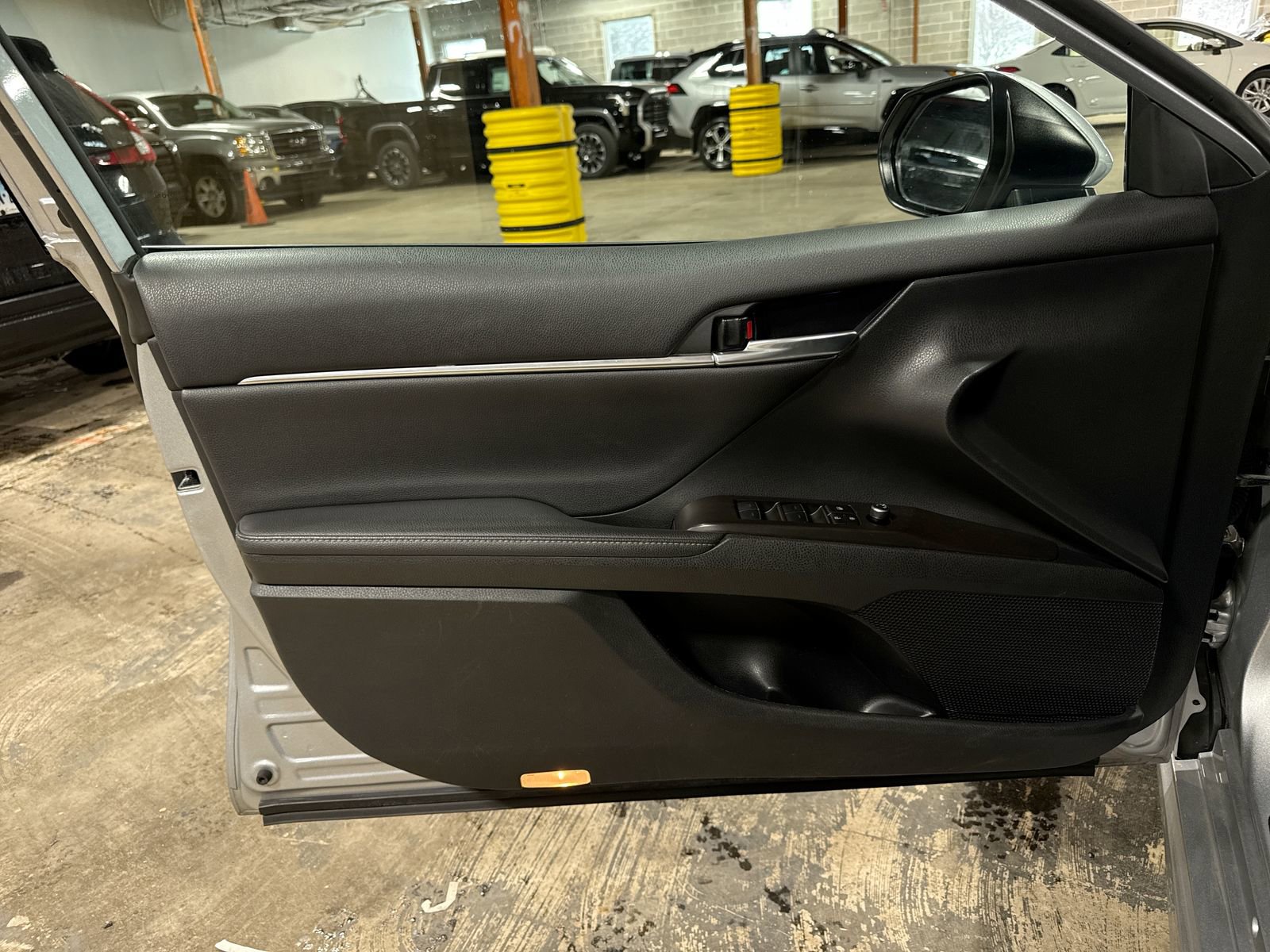 Used 2024 Toyota Camry XSE image 30