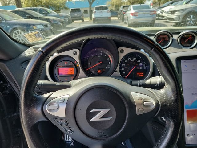 Used 2020 Nissan 370Z Coupe image 17