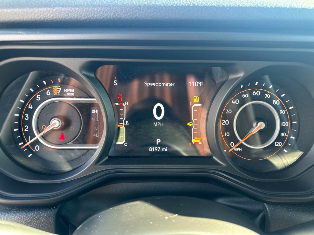 Used 2025 Jeep Gladiator Sport AWD/4WD image 18