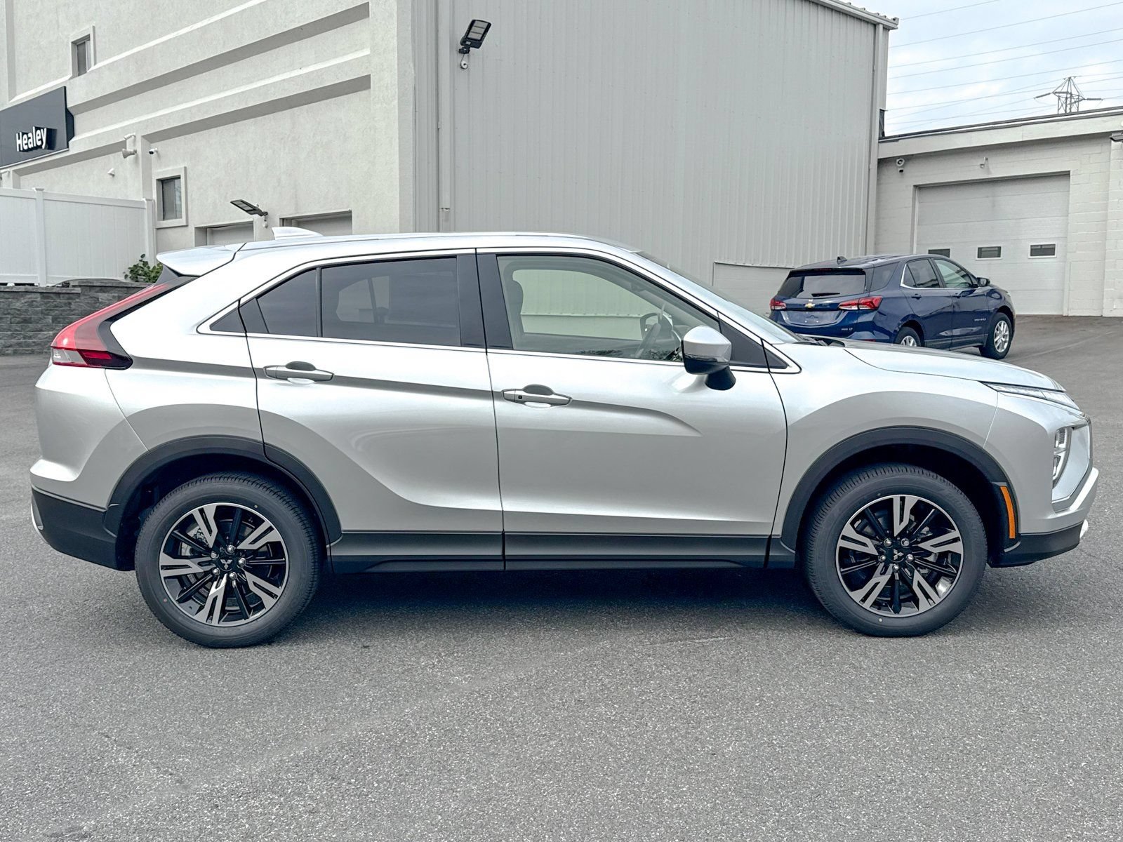 New 2026 Mitsubishi Eclipse Cross SE AWD/4WD image 8