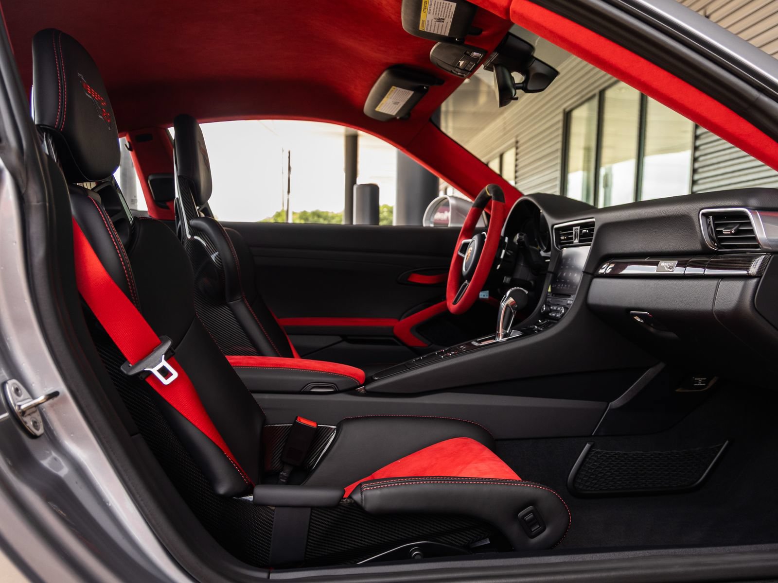 Certified 2018 Porsche 911 GT2 RS RWD image 56