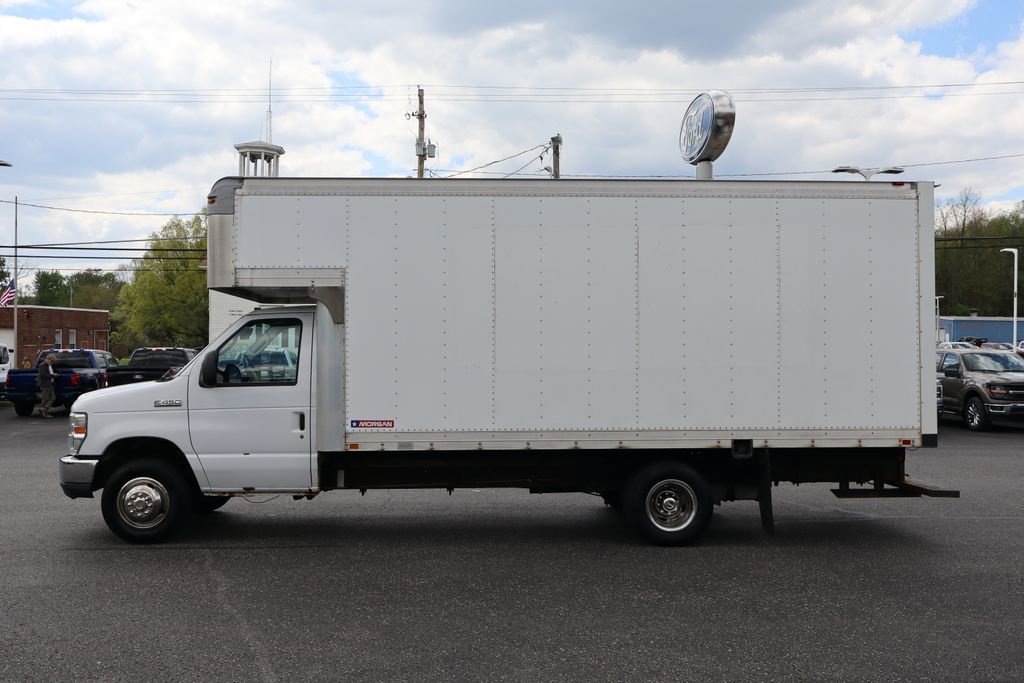 Used 2014 Ford E-450 and Econoline 450 Super Duty w/ Power Windows & Locks Group RWD image 15