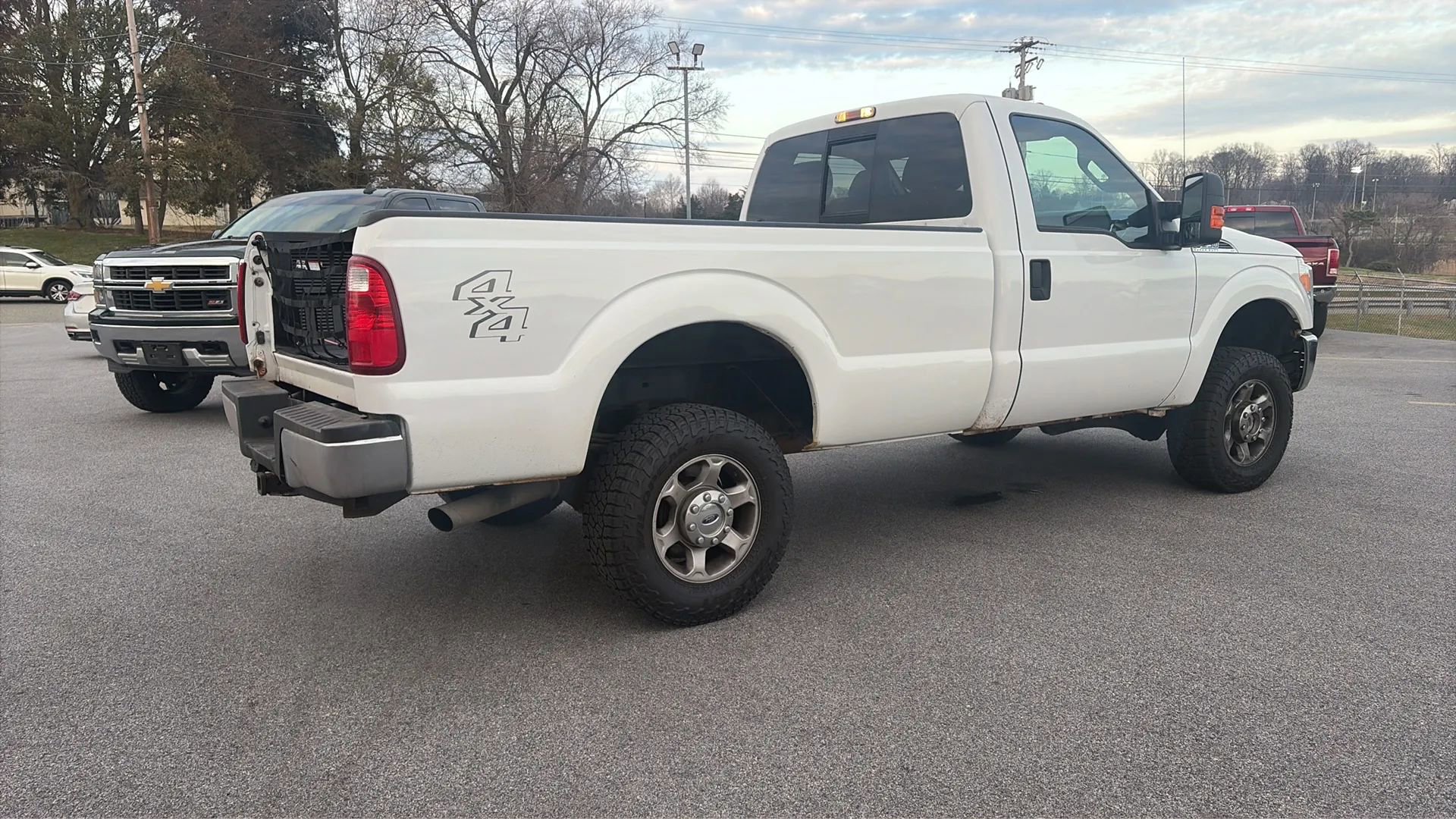 Used 2014 Ford F250 XLT w/ Snow Plow Prep Package image 11
