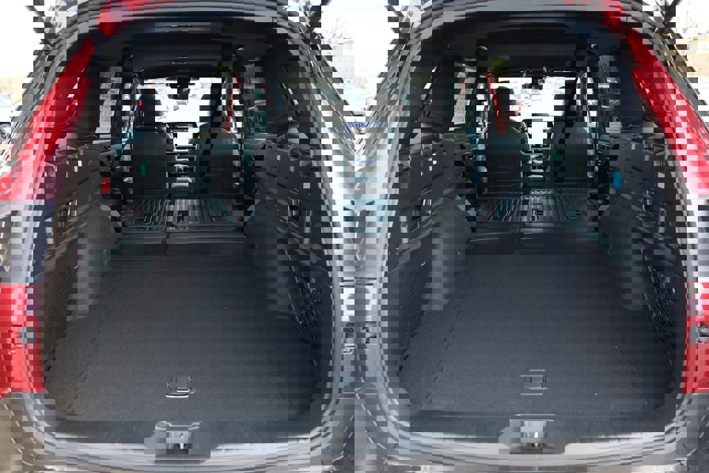 New 2026 Subaru Outback Touring image 9