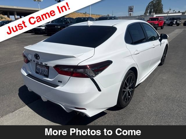 Used 2023 Toyota Camry SE w/ Convenience Package FWD image 6