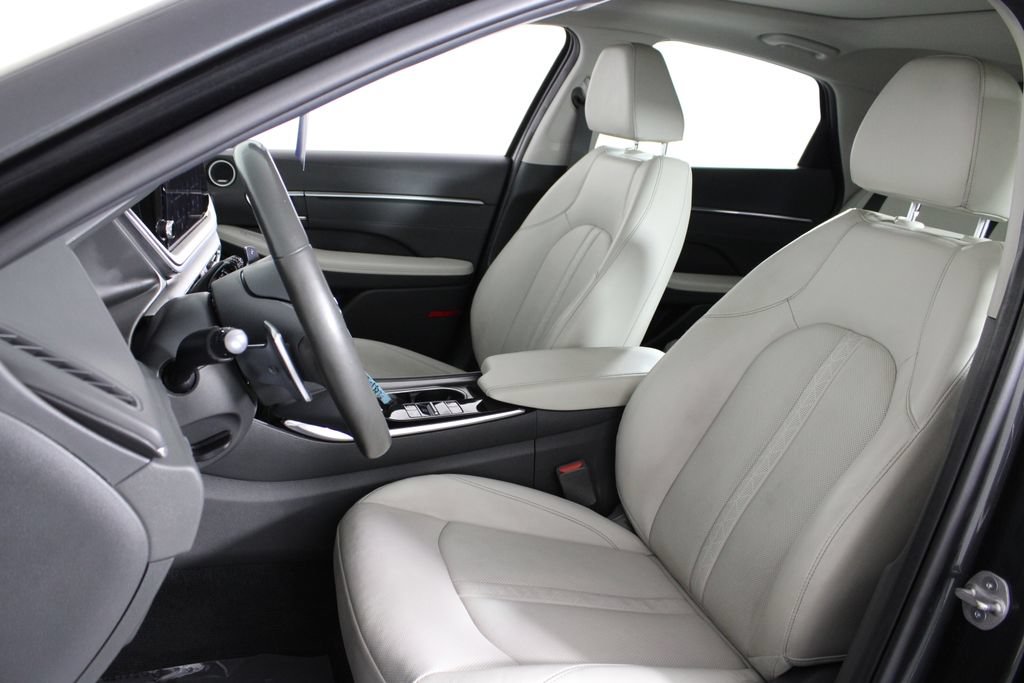 Certified 2023 Hyundai Sonata Limited FWD image 20