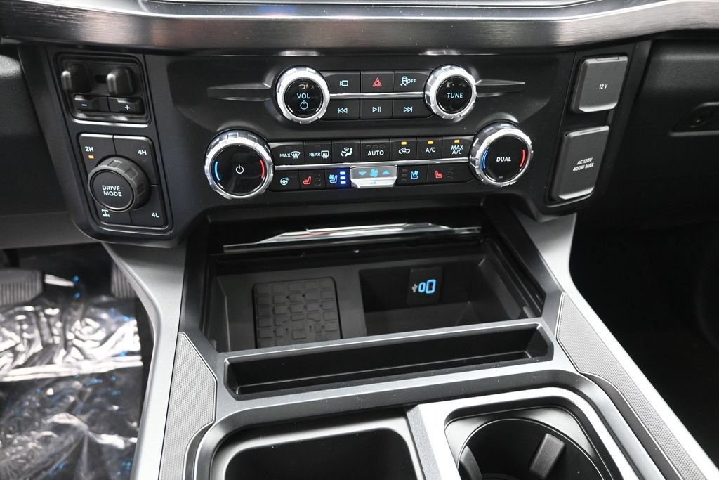 New 2026 Ford F250 Lariat w/ Chrome Package AWD/4WD image 9