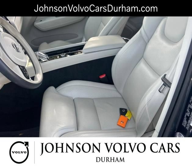 Used 2023 Volvo XC60 B5 Ultimate w/ Protection Package Premier AWD/4WD image 7
