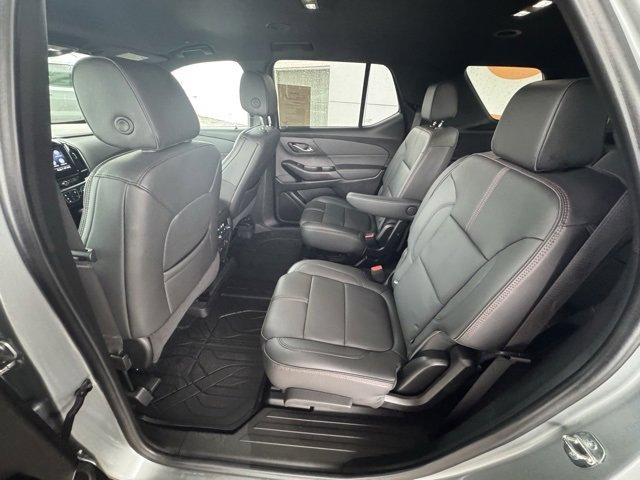 Certified 2023 Chevrolet Traverse RS w/ LPO, Floor Liner Package image 39