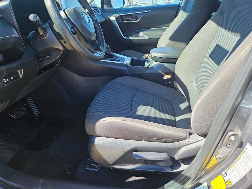 Used 2025 Toyota RAV4 LE image 11