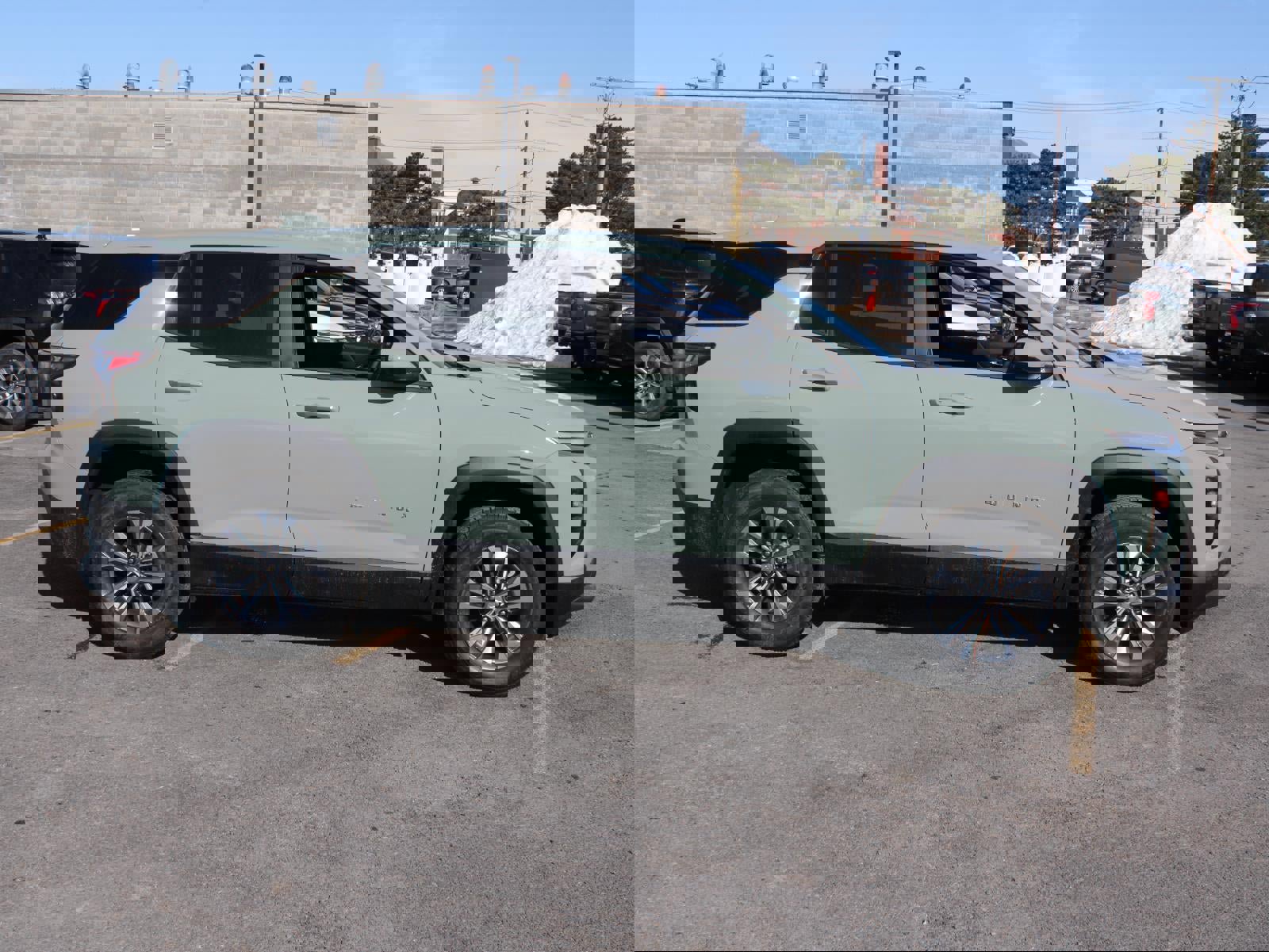 New 2026 Chevrolet Equinox LT image 4