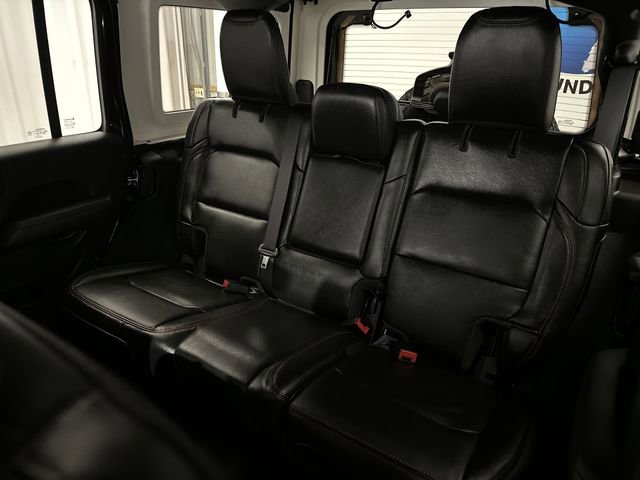 Used 2022 Jeep Wrangler Unlimited Rubicon w/ Steel Bumper Group AWD/4WD image 28