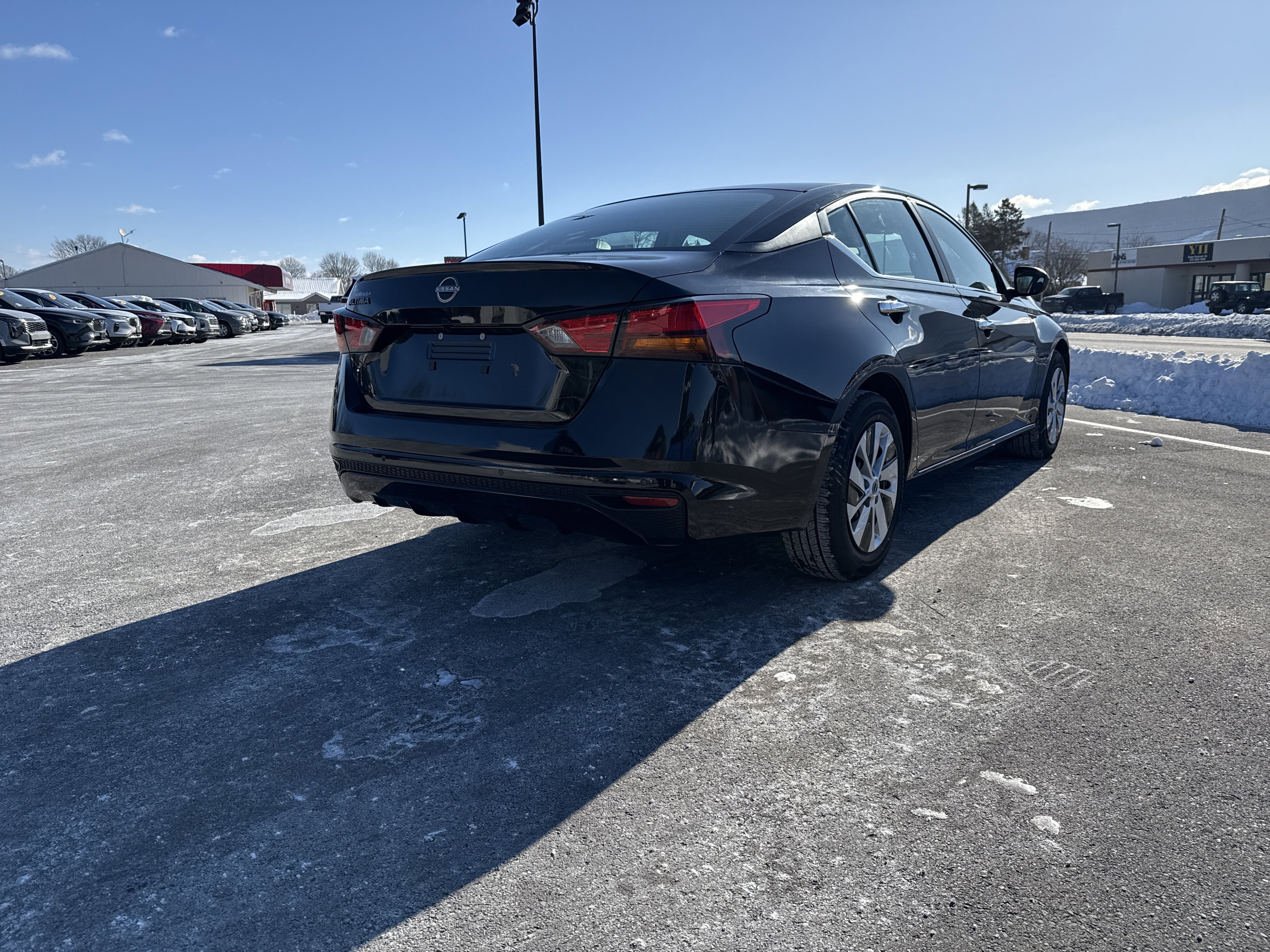 Used 2024 Nissan Altima 2.5 S video 3