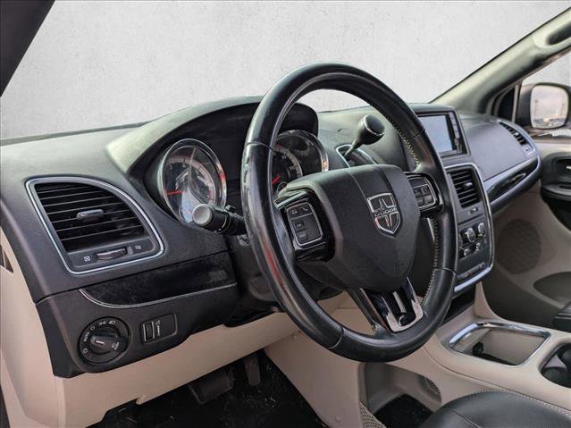 Used 2018 Dodge Grand Caravan SXT image 8