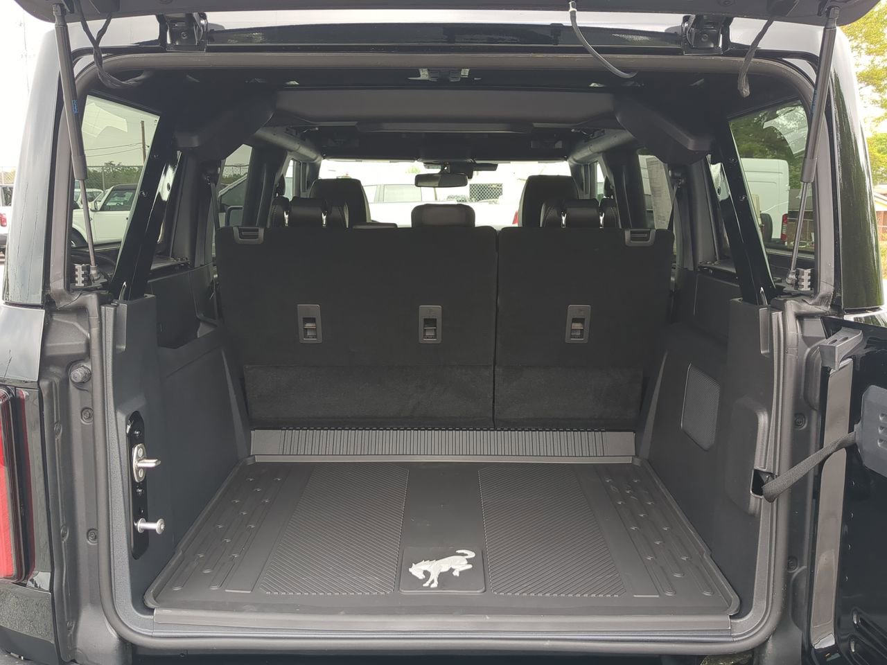 New 2026 Ford Bronco Outer Banks AWD/4WD image 11