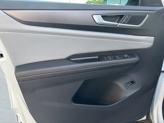 Used 2024 Volkswagen Atlas Peak Edition SEL image 23