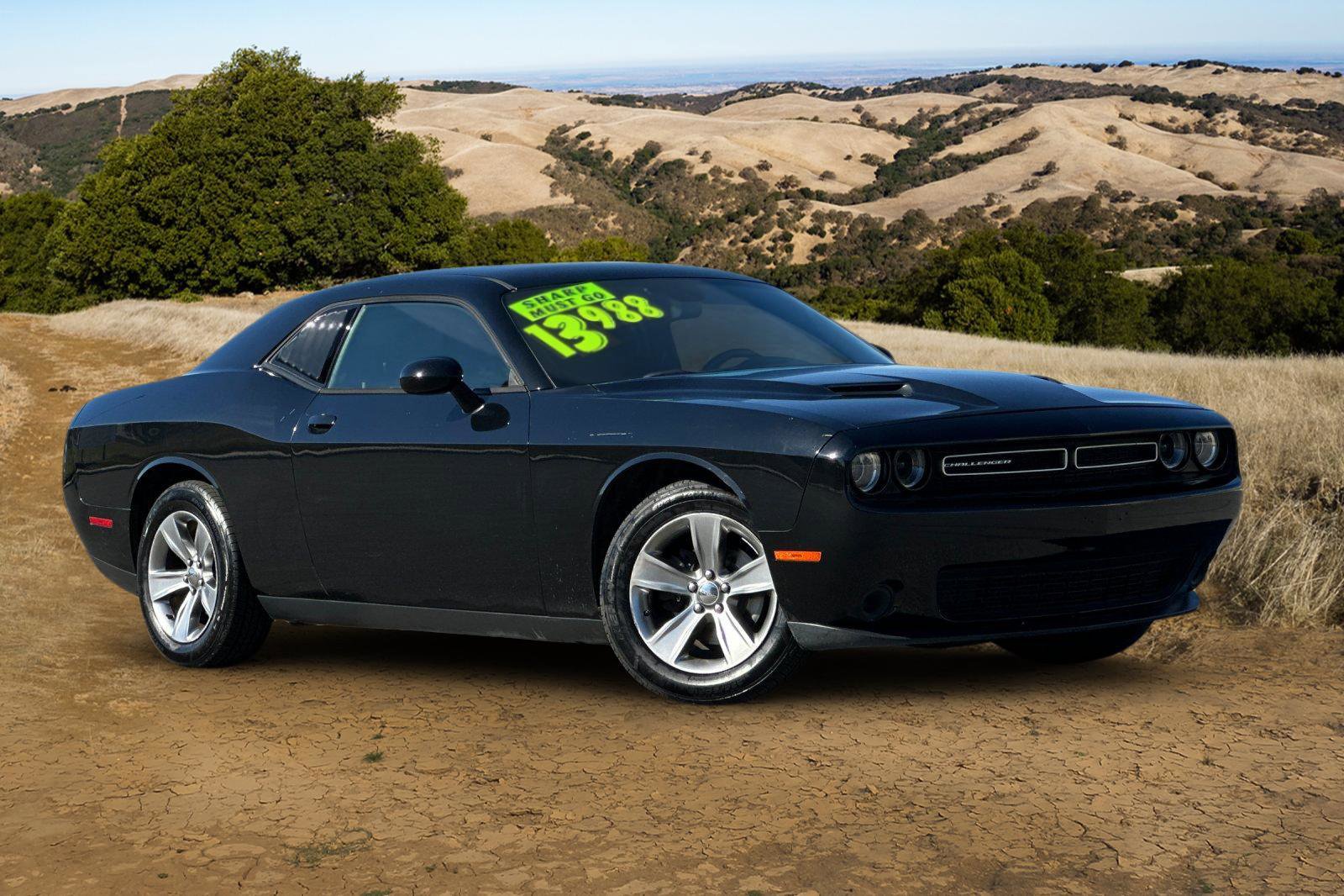 Used 2015 Dodge Challenger SXT