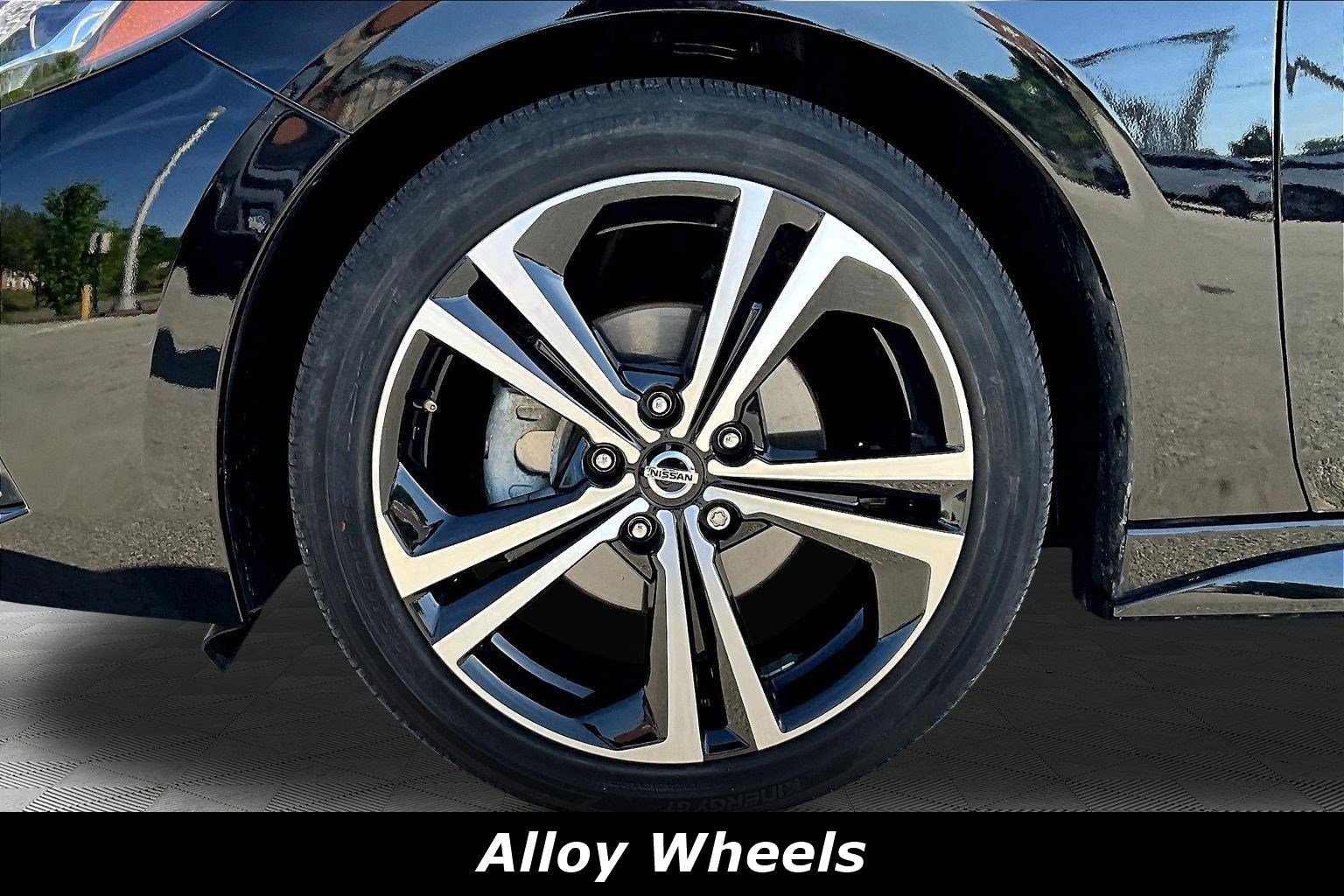 Certified 2023 Nissan Sentra SR image 34