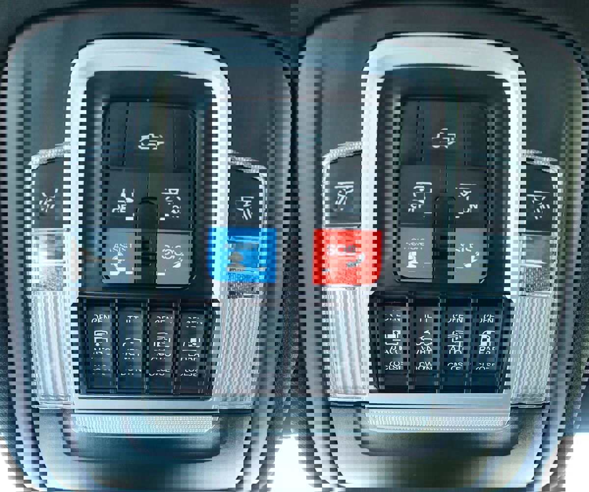 Used 2023 RAM 1500 Limited image 67