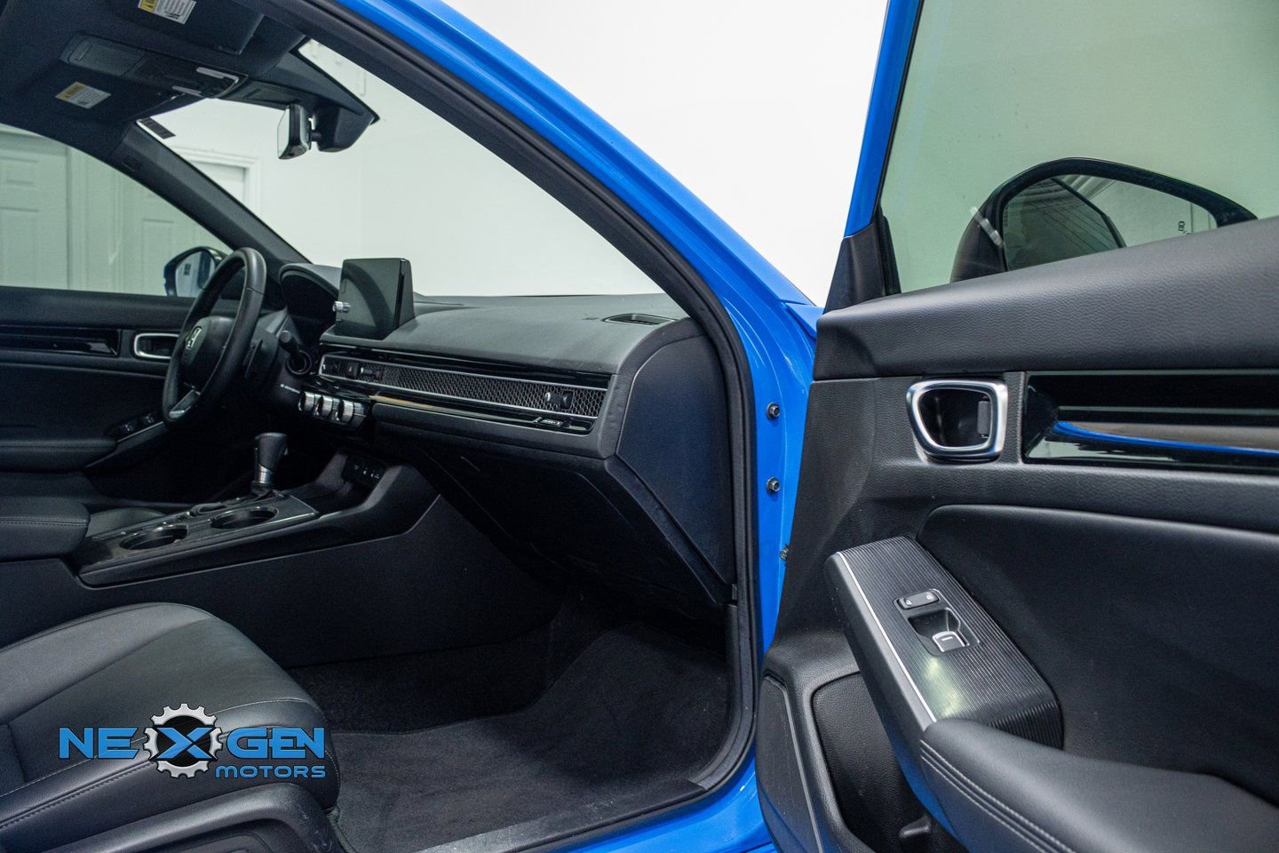 Used 2025 Honda Civic Sport Touring image 35