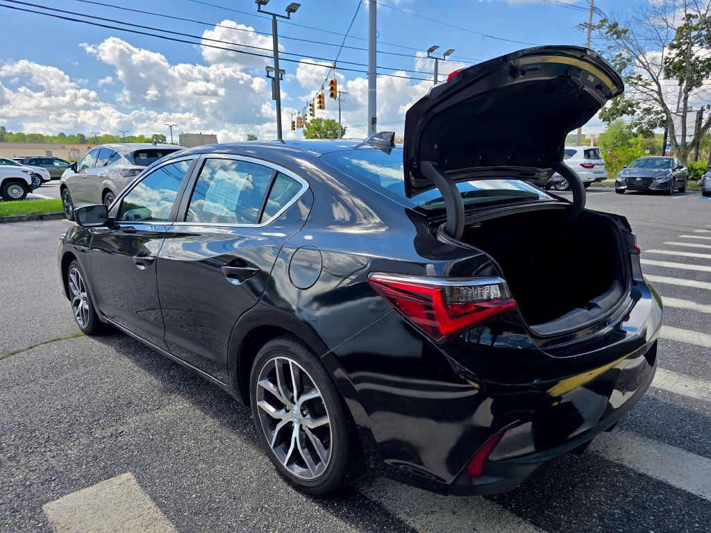 Used 2020 Acura ILX w/ Premium Package FWD image 16
